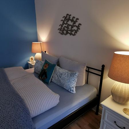Bed&Breakfast Wagner "Im Alten Pfarrhaus" Neuruppin Buitenkant foto