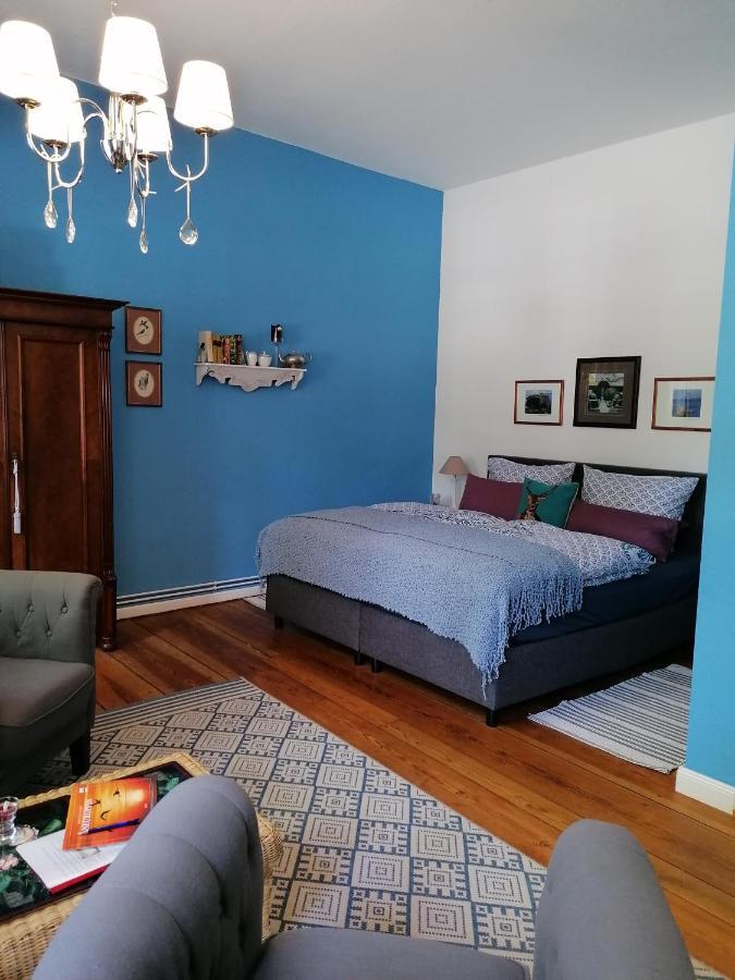 Bed&Breakfast Wagner "Im Alten Pfarrhaus" Neuruppin Buitenkant foto