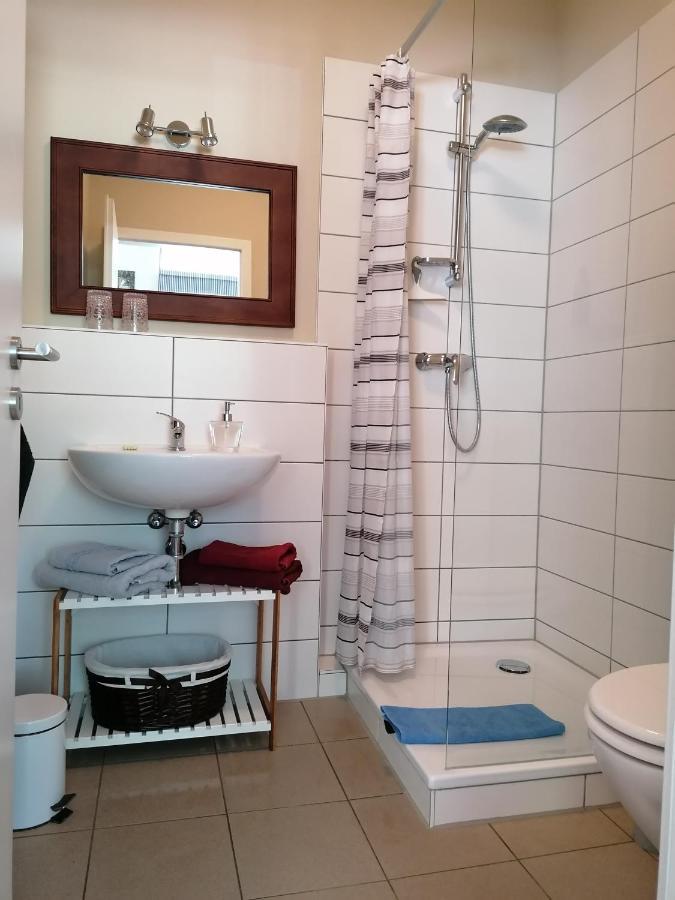 Bed&Breakfast Wagner "Im Alten Pfarrhaus" Neuruppin Buitenkant foto