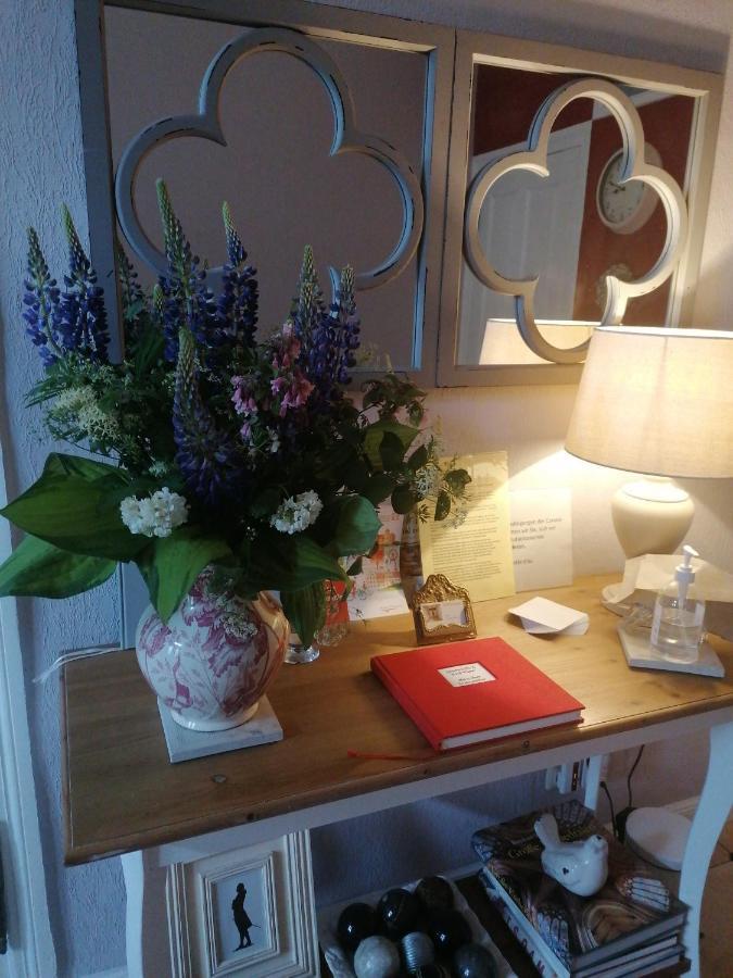 Bed&Breakfast Wagner "Im Alten Pfarrhaus" Neuruppin Buitenkant foto